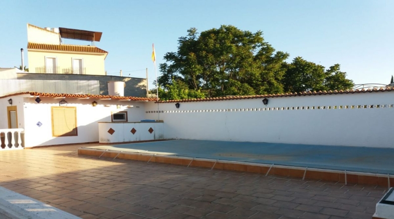 Córdoba - Puente Genil - 800m2