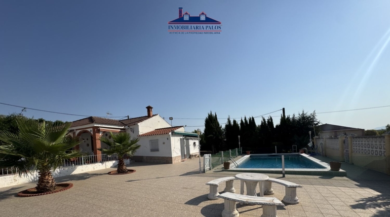 Córdoba - Puente Genil - 2200m2