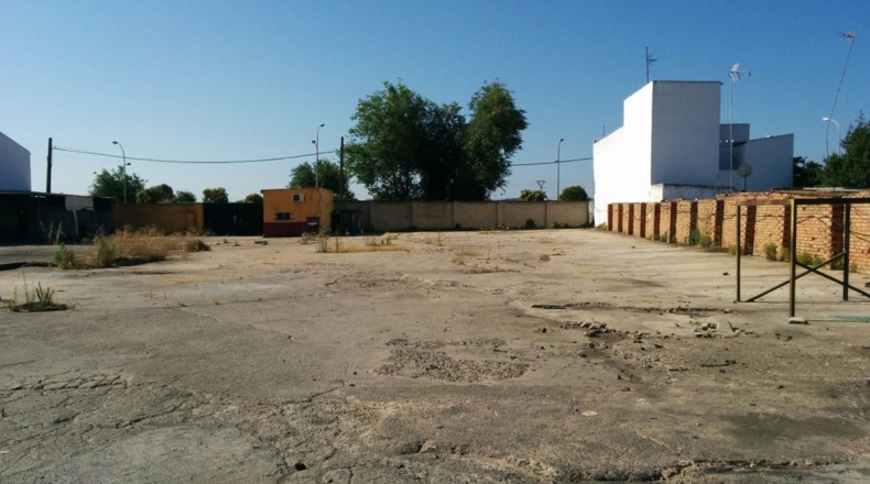 Huelva - San Juan del Puerto - 4420m2