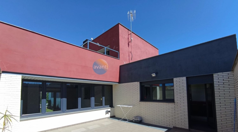 Саламанка - Mozárbez - 341m2