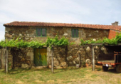 Chalet independiente con terreno en venta en Eiravedra ref: TR80933 foto