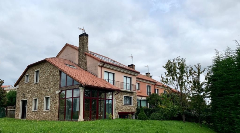 La Coruña - Santiago de Compostela - 1400m2