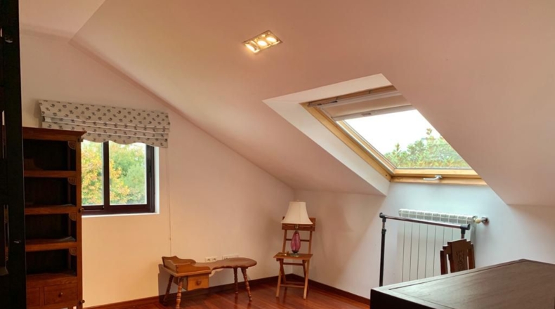 La Coruña - Santiago de Compostela - 1400m2