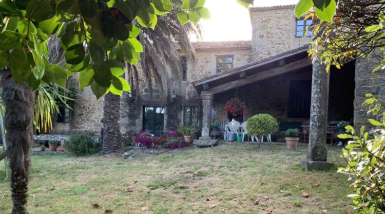 La Coruña - Castres - 12000m2