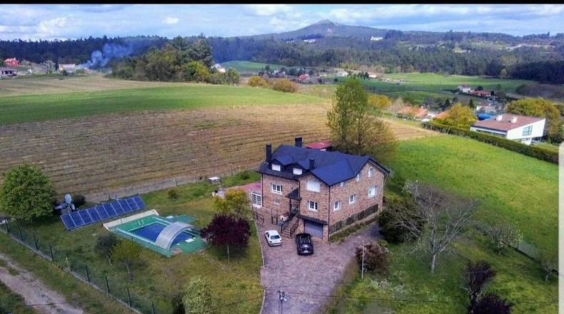 La Coruña - Recarei - 2700m2