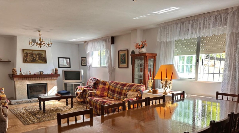 La Coruña - San Gregorio - 2400m2
