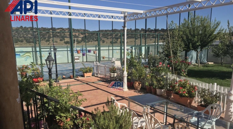 Jaén - Linares - 2000m2