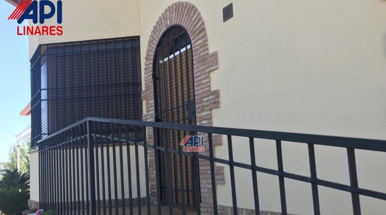 Jaén - Linares - 2000m2