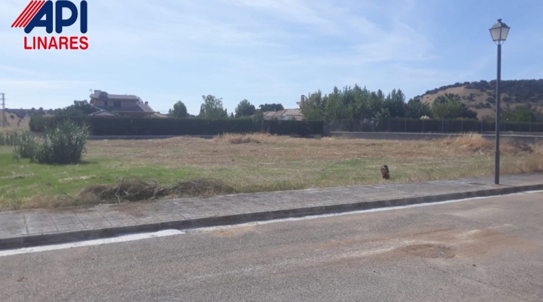 Jaén - Linares - 2000m2