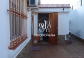 Xalet adossat amb terreny en venda a Matalascañas ref.: TR190451 foto