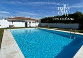 Chalet adosado con terreno en venta en Matalascañas ref: TR306530 foto