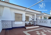 Chalet adosado con terreno en venta en Matalascañas ref: TR306530 foto