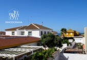 Chalet adosado con terreno en venta en Matalascañas ref: TR305284 foto