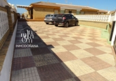Chalet adosado con terreno en venta en Matalascañas ref: TR305284 foto