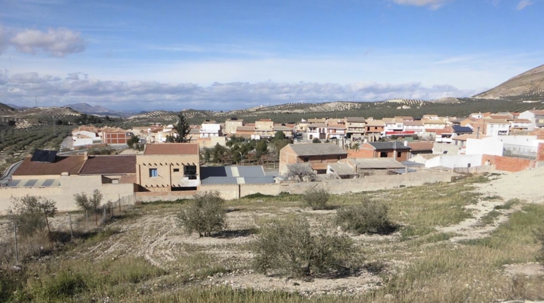 Jaén - Huesa - 5500m2