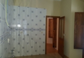 Дом с участком на продажу в городе Quesada. Фото