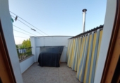 Дом с участком на продажу в городе Quesada. Фото