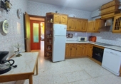 Дом с участком на продажу в городе Quesada. Фото