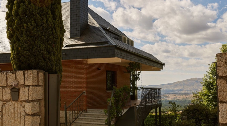 Comunidad de Madrid - Miraflores de la Sierra - 1000m2