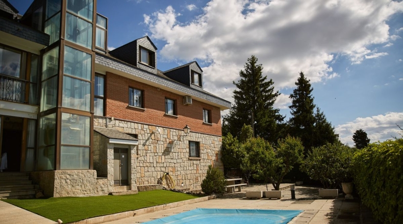 Comunidad de Madrid - Miraflores de la Sierra - 1000m2