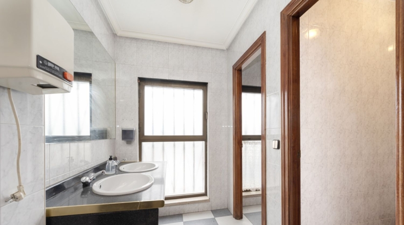 Community of Madrid - Colmenar Viejo - 627m2