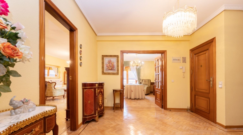 Мадрид - Colmenar Viejo - 353m2