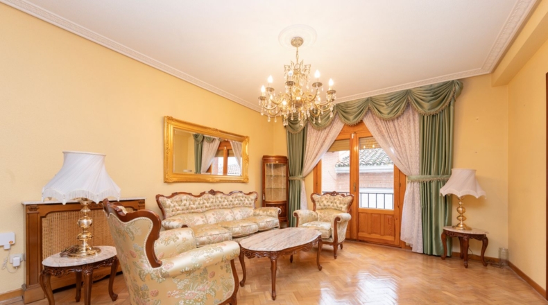 Мадрид - Colmenar Viejo - 353m2