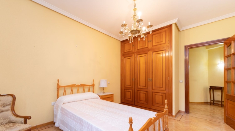 Мадрид - Colmenar Viejo - 353m2