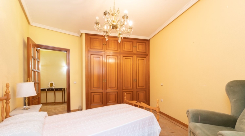 Мадрид - Colmenar Viejo - 353m2