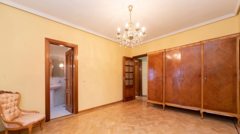Мадрид - Colmenar Viejo - 353m2