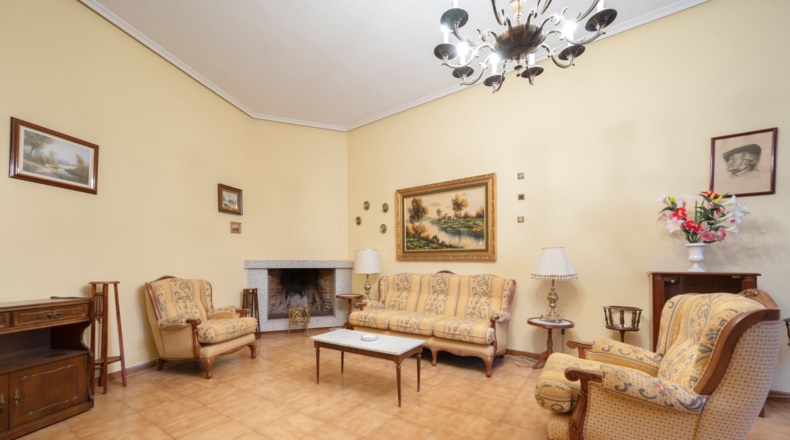 Мадрид - Colmenar Viejo - 353m2