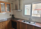 Дом с участком на продажу в городе Vilafranca del Penedès. Фото