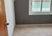 Дом с участком на продажу в городе Vilafranca del Penedès. Фото