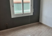 Дом с участком на продажу в городе Vilafranca del Penedès. Фото