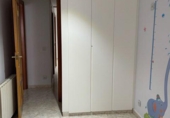 Дом с участком на продажу в городе Vilafranca del Penedès. Фото