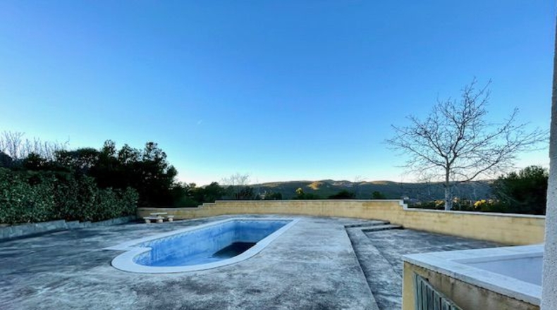 Barcelona - Torrelles de Foix - 1850m2