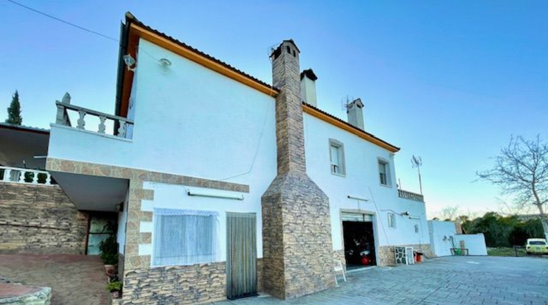 Barcelona - Torrelles de Foix - 1850m2