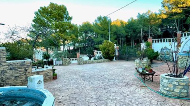 Barcelona - Torrelles de Foix - 1850m2