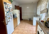 Дом с участком на продажу в городе la Granada. Фото