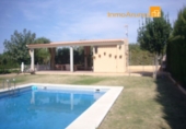 Xalet independent amb terreny en venda a Morón de la Frontera ref.: TR14569 foto