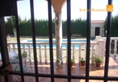 Xalet independent amb terreny en venda a Morón de la Frontera ref.: TR14569 foto