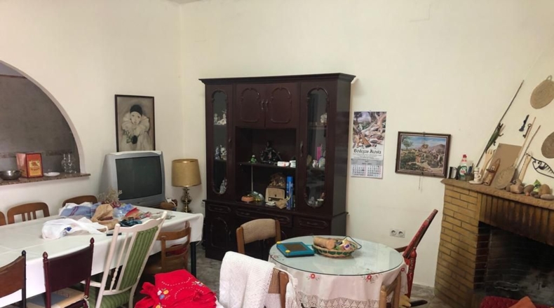 Sevilla - La Puebla de Cazalla - 9000m2