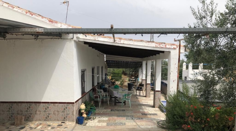 Sevilla - La Puebla de Cazalla - 9000m2