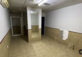 Участок с постройкой на продажу в городе Morón de la Frontera. Фото