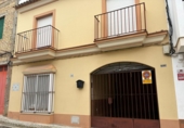 Casa de poble en venda a Morón de la Frontera ref.: TR75704 foto