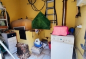 Дом с участком на продажу в городе Вальверде-дель-Махано. Фото