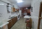 Дом с участком на продажу в городе Малагон. Фото