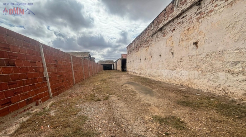 Ciudad Real - Малагон - 989m2