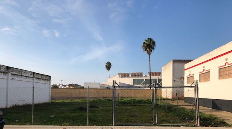 Sevilla - Lora del Río - 407m2