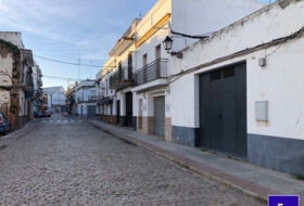Lora del Río 240&nbsp;m²